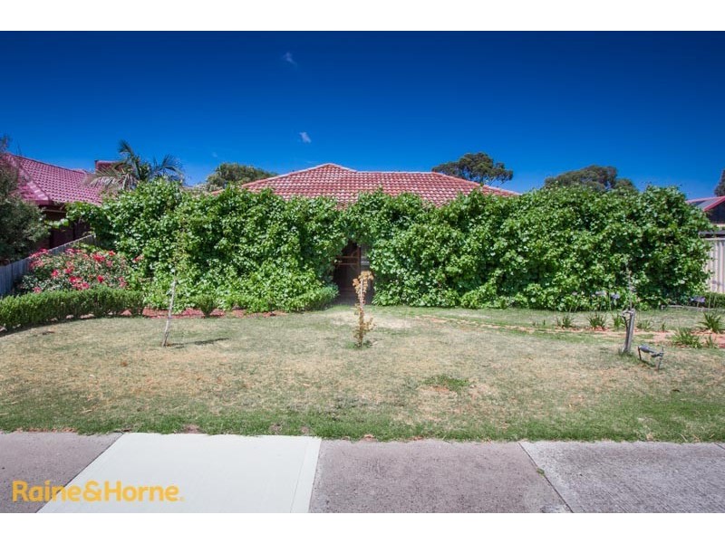 55 McEwen Drive, Sunbury VIC 3429