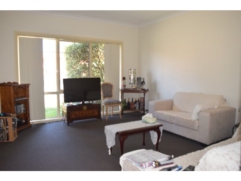 17/17a CORNISH STREET, Sunbury VIC 3429