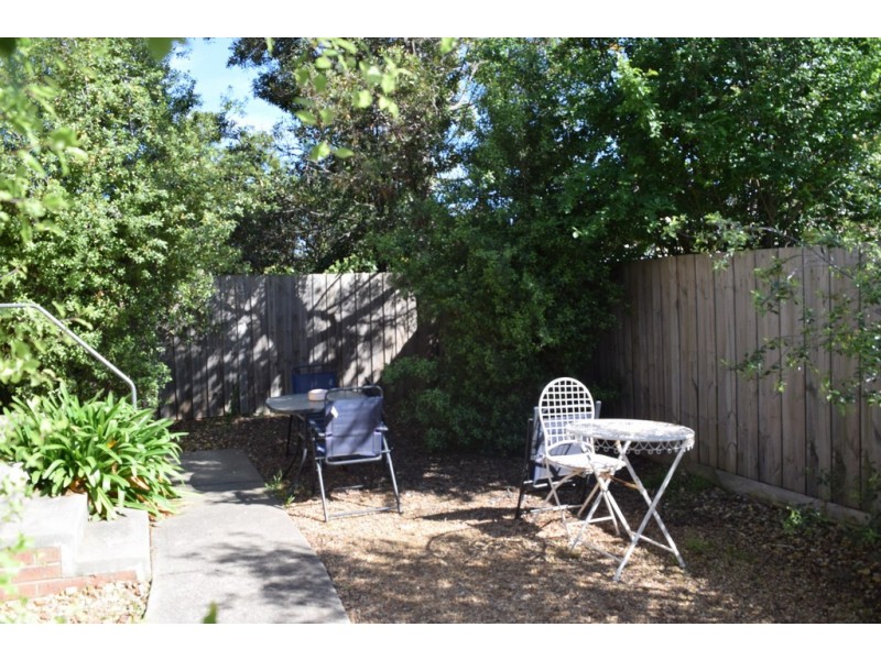 17/17a CORNISH STREET, Sunbury VIC 3429