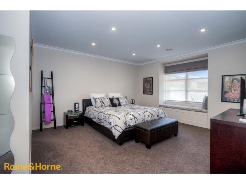 23 Barwick Road, Sunbury VIC 3429