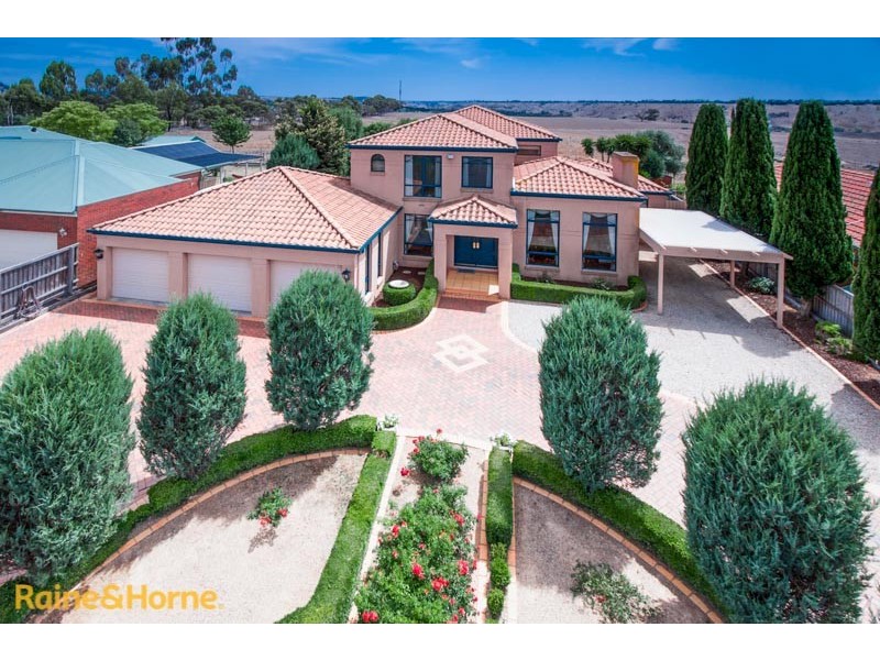 5 Hopbush Avenue, Sunbury VIC 3429