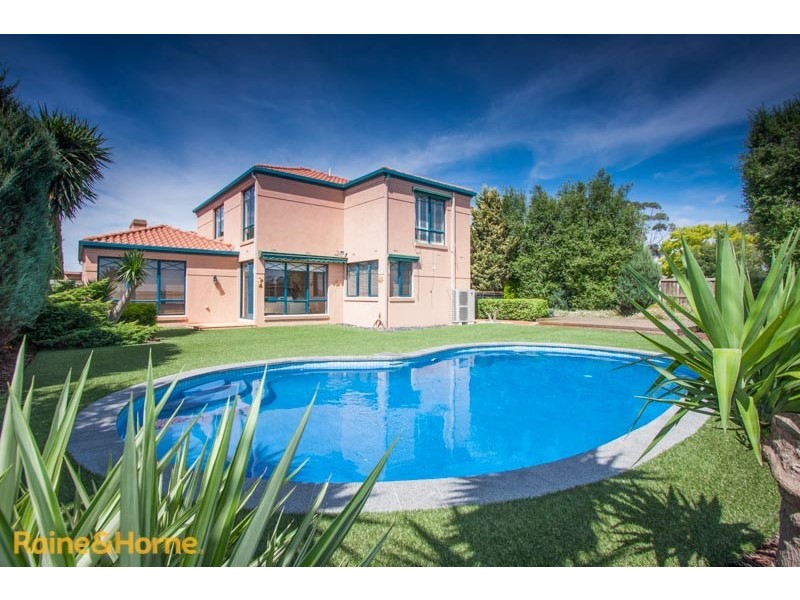 5 Hopbush Avenue, Sunbury VIC 3429