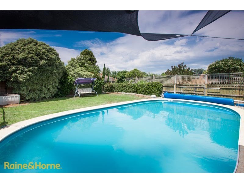 44 Riddell Road, Sunbury VIC 3429