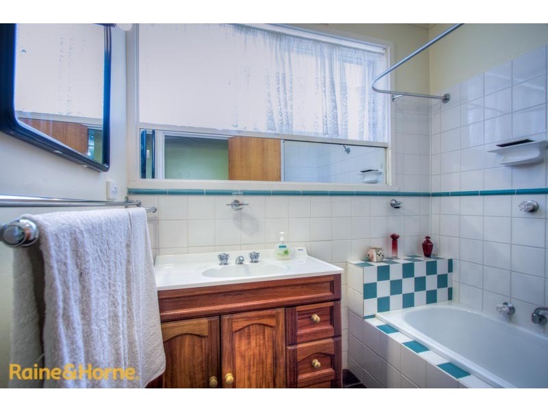 44 Riddell Road, Sunbury VIC 3429