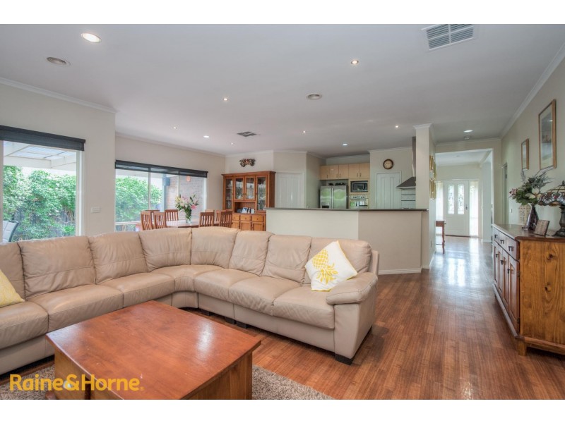 30 Palomino Drive, Sunbury VIC 3429
