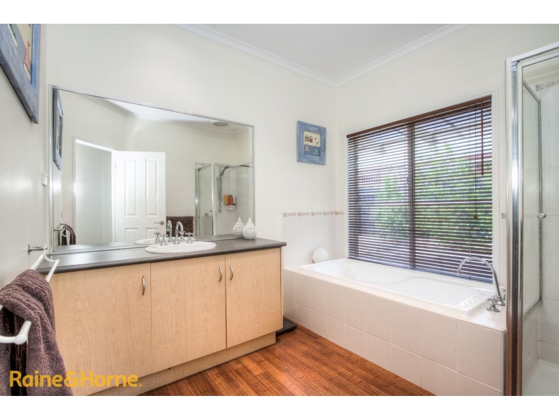 30 Palomino Drive, Sunbury VIC 3429