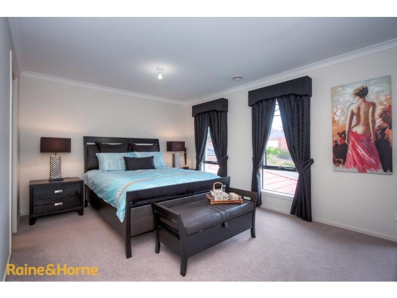 1 Westall Close, Sunbury VIC 3429