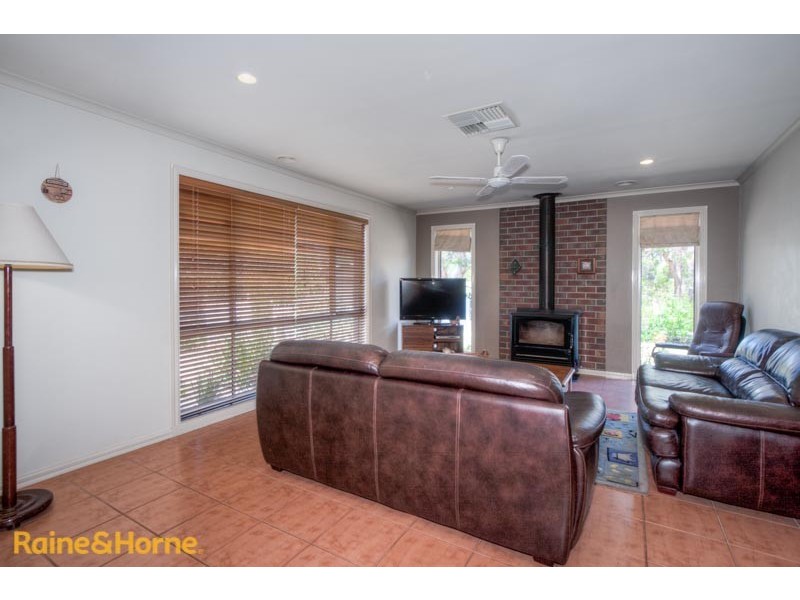 53 Rees Road, Sunbury VIC 3429