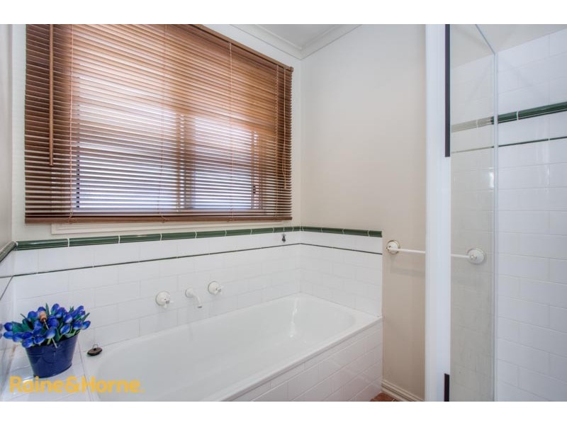 53 Rees Road, Sunbury VIC 3429