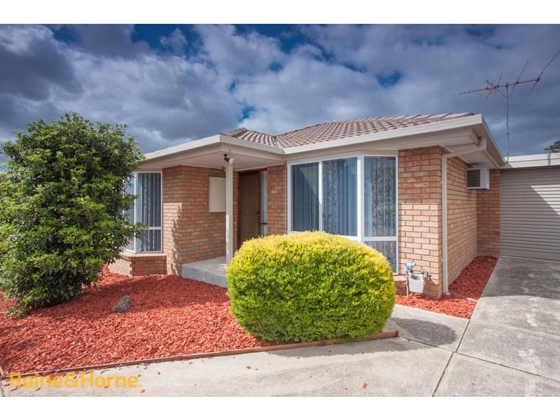 2/49 Pasley Street, Sunbury VIC 3429