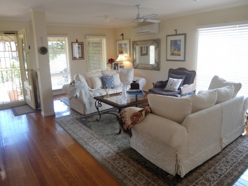 37 THORNTON AVENUE, Sunbury VIC 3429