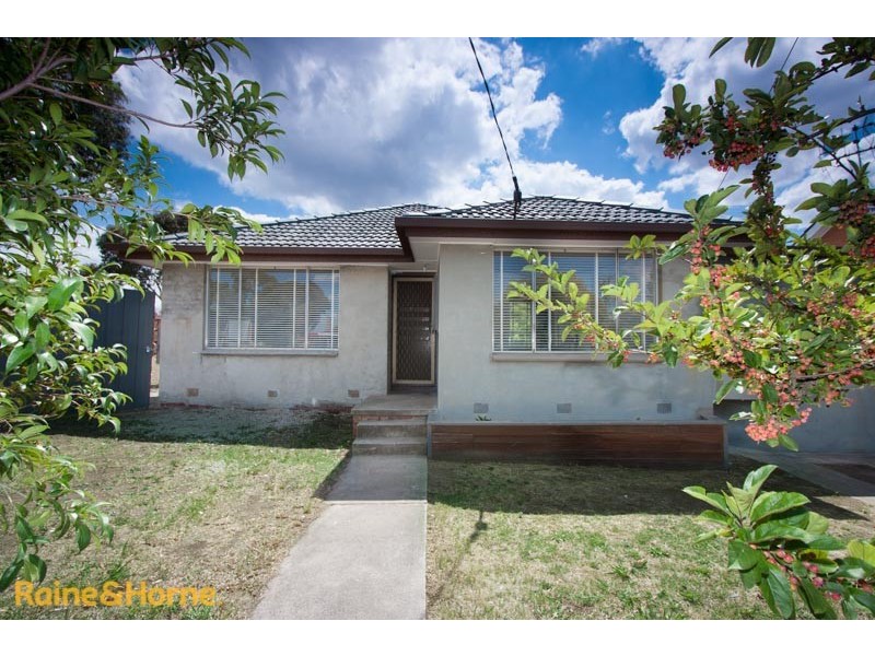 2 Casey Avenue, Sunbury VIC 3429