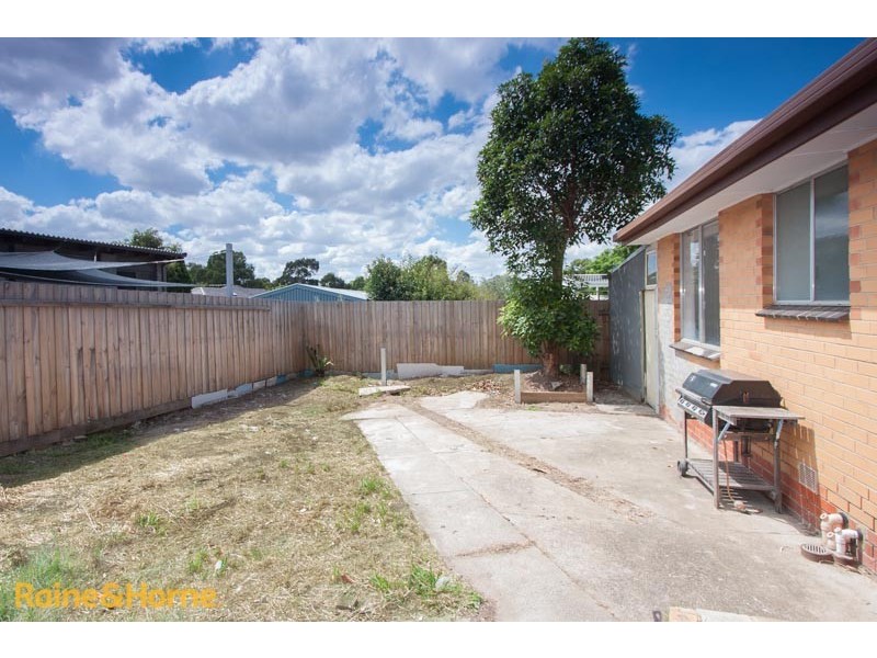 2 Casey Avenue, Sunbury VIC 3429