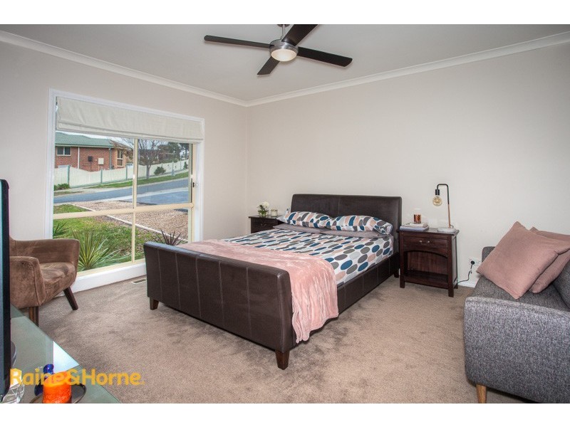 41 Long Drive, Sunbury VIC 3429
