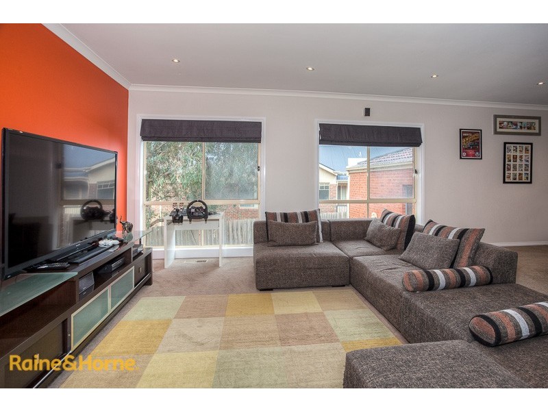 41 Long Drive, Sunbury VIC 3429