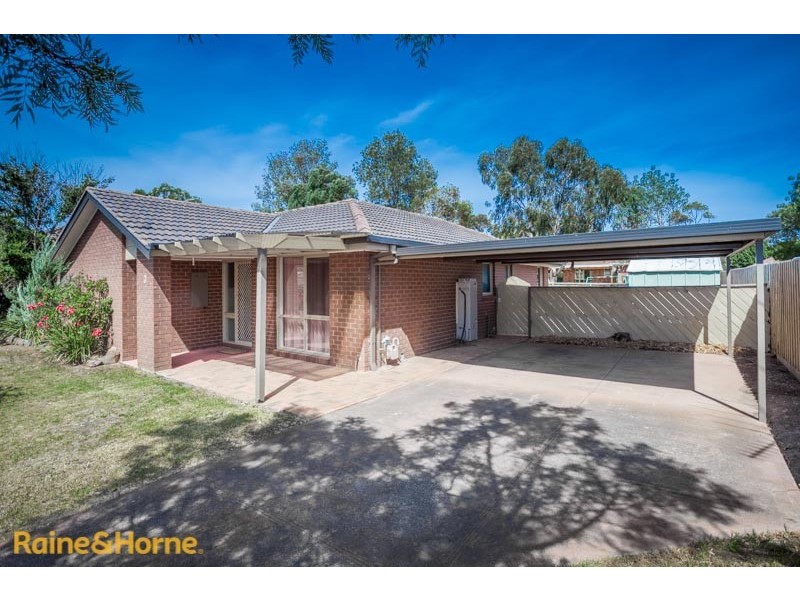 3 Walton Heath Court, Sunbury VIC 3429