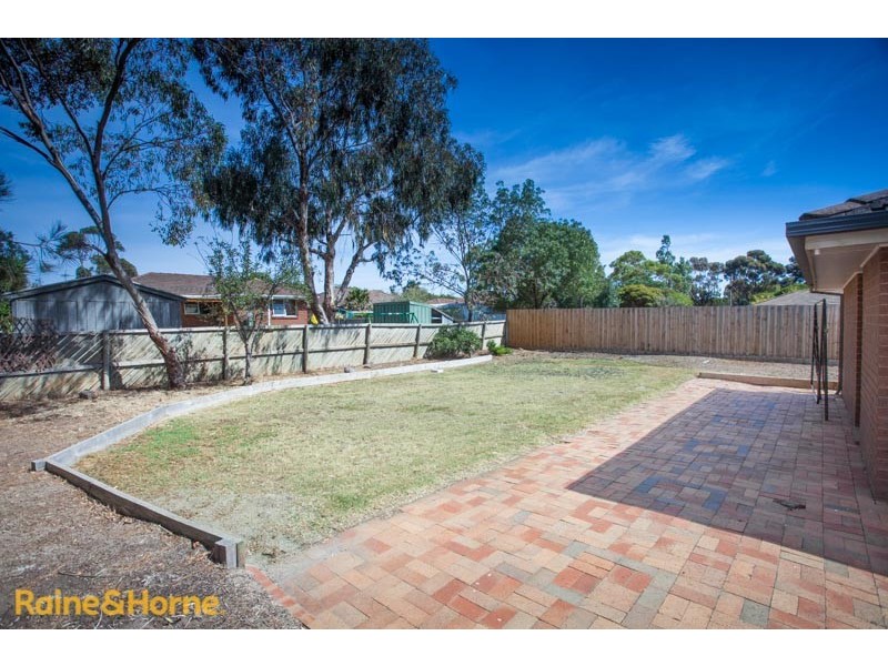 3 Walton Heath Court, Sunbury VIC 3429