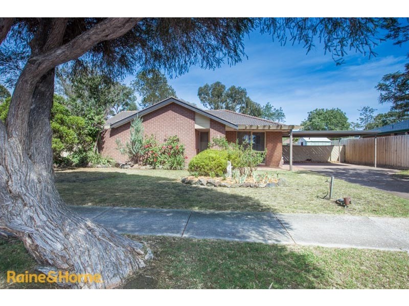 3 Walton Heath Court, Sunbury VIC 3429