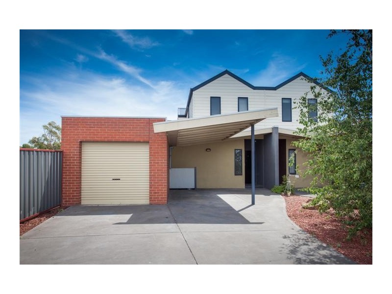 7 Morris Crt, Sunbury VIC 3429