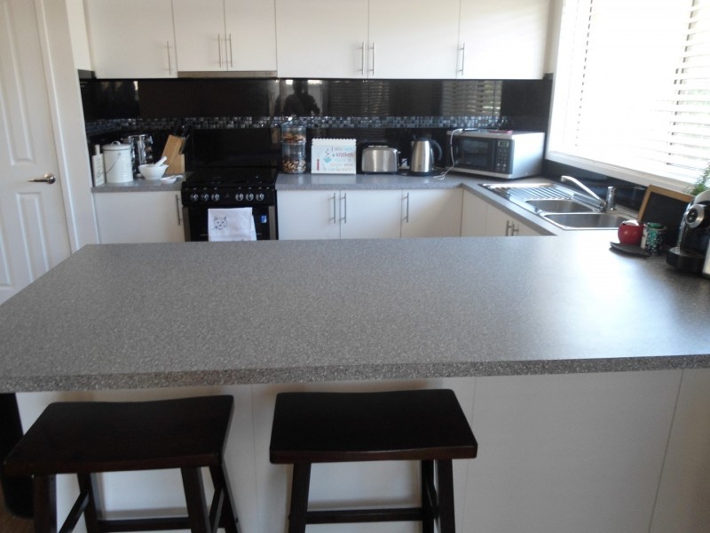 67 OLIVE GROVE, Sunbury VIC 3429