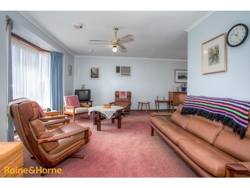 77 Mitchells Lane, Sunbury VIC 3429