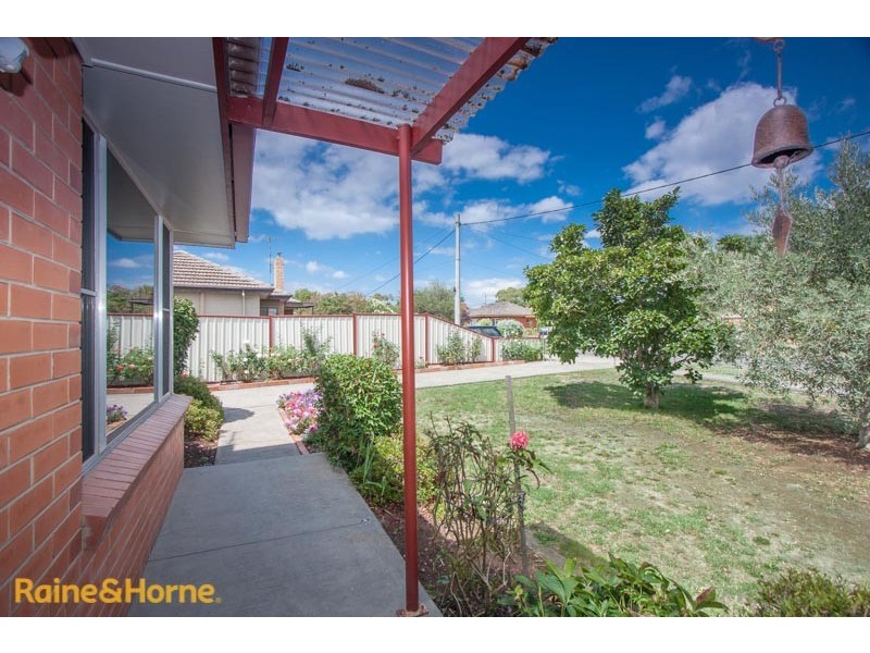 17 Terence Street, Sunbury VIC 3429