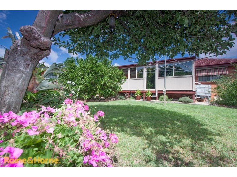 17 Terence Street, Sunbury VIC 3429