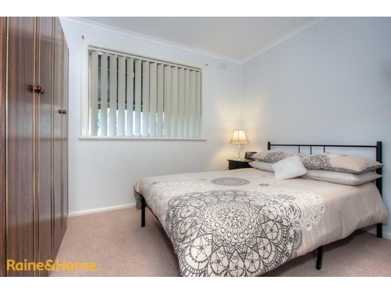 17 Terence Street, Sunbury VIC 3429