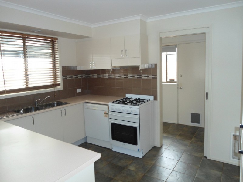 23 MARJORIE AVENUE, Sunbury VIC 3429