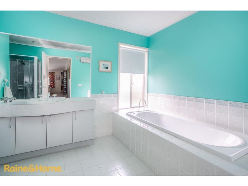 3 Mountain Ash Drive, Sunbury VIC 3429