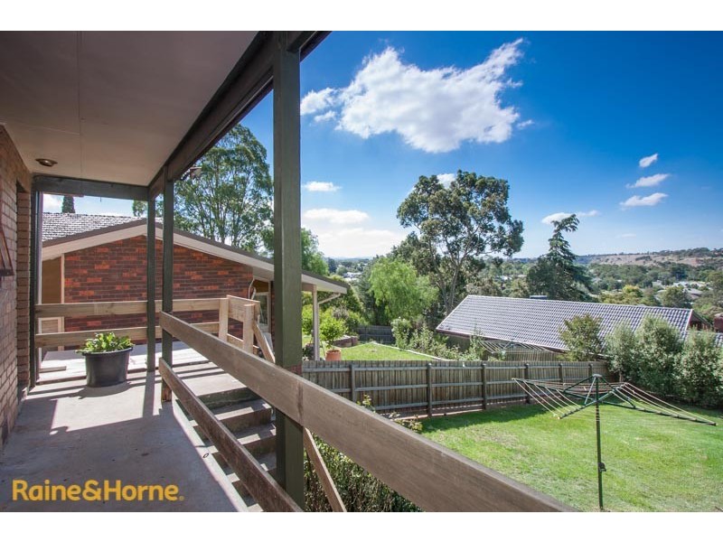 105 Station Street, Sunbury VIC 3429