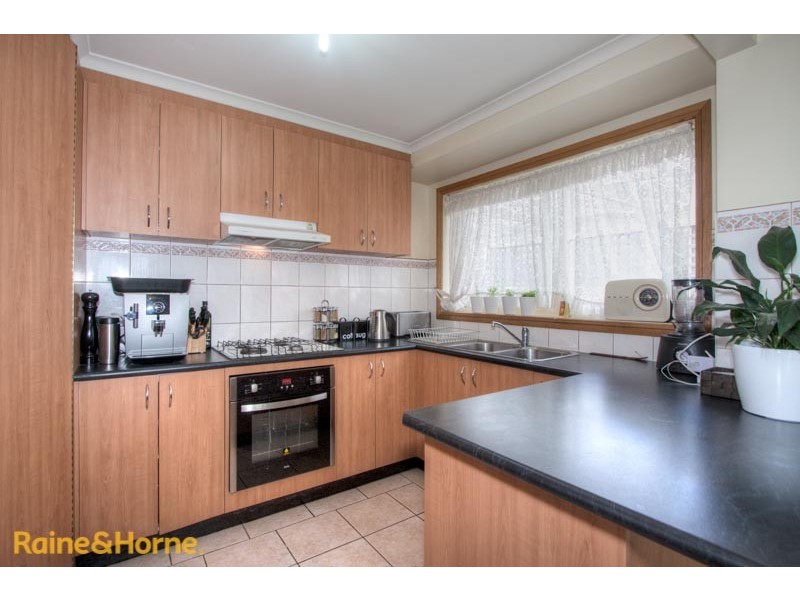 2 Backhaus Avenue, Sunbury VIC 3429