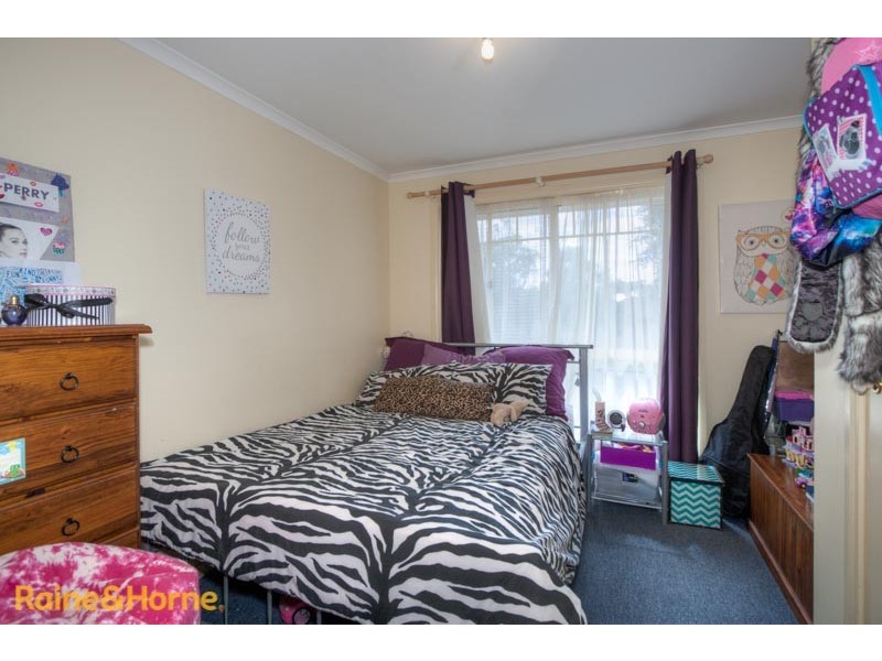 2 Backhaus Avenue, Sunbury VIC 3429