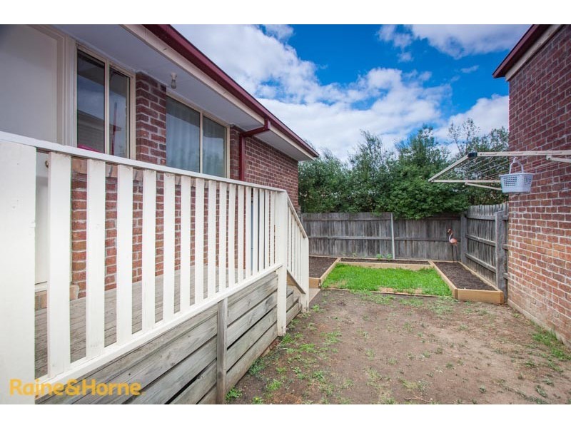 2 Backhaus Avenue, Sunbury VIC 3429