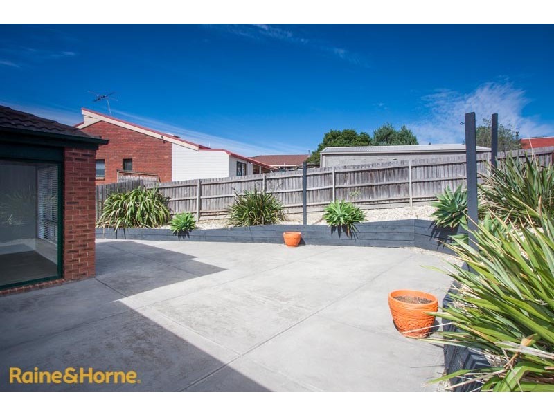 2 Martens Court, Sunbury VIC 3429