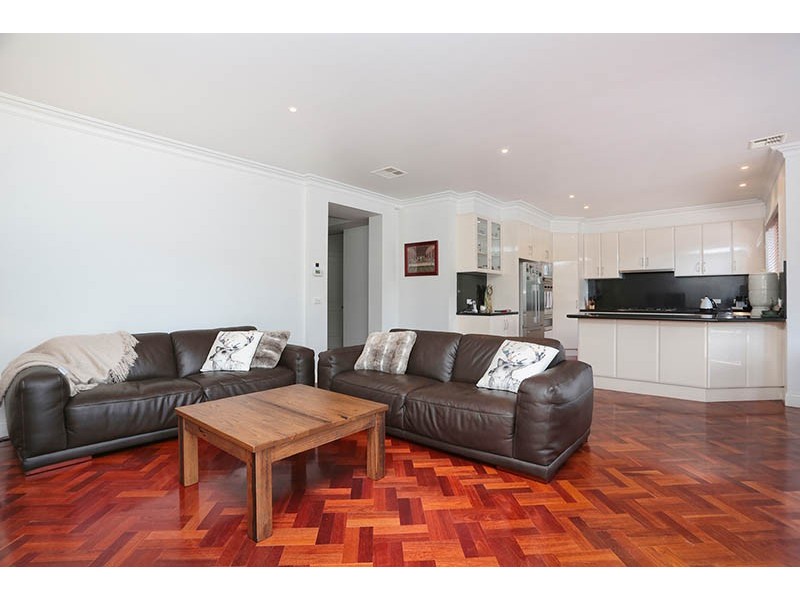 27 Luckins Road, Bentleigh VIC 3204