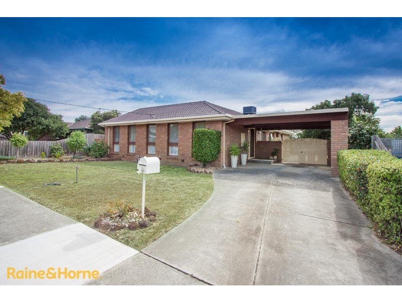 4 Ashton Court, Sunbury VIC 3429