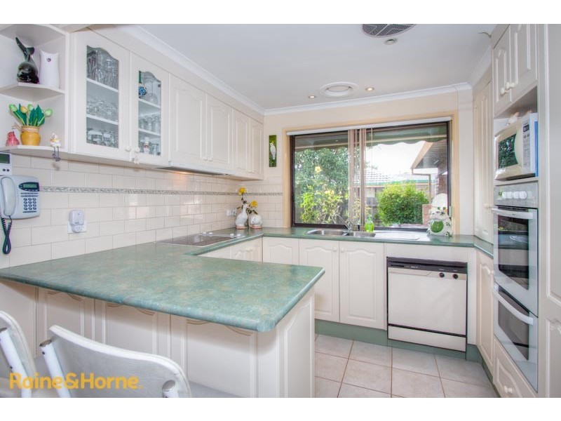 4 Ashton Court, Sunbury VIC 3429