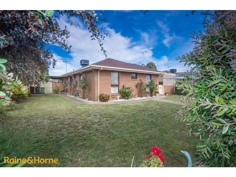 4 Ashton Court, Sunbury VIC 3429