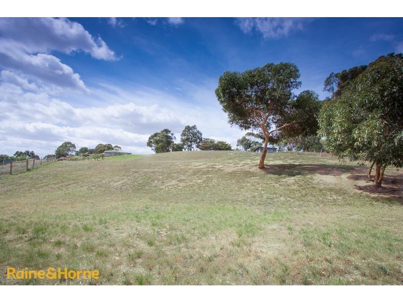 47 Winilba Road, Sunbury VIC 3429