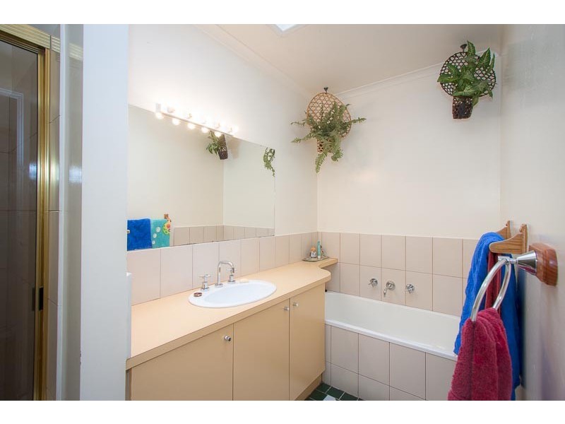 2 Laurel Court, Sunbury VIC 3429