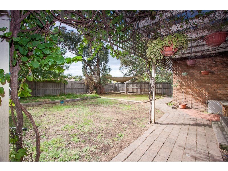 2 Laurel Court, Sunbury VIC 3429