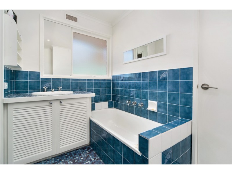 2 Medinah Close, Sunbury VIC 3429