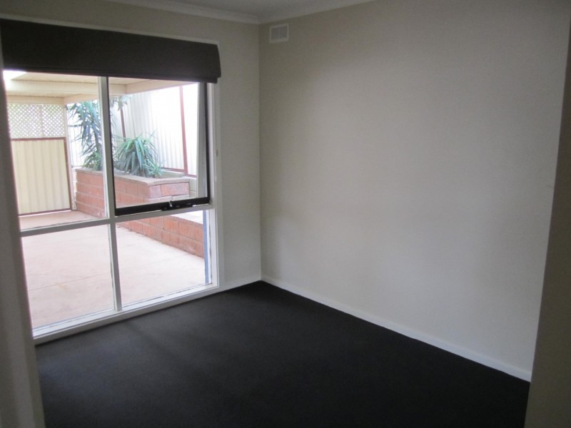70 MCEWEN DRIVE, Sunbury VIC 3429