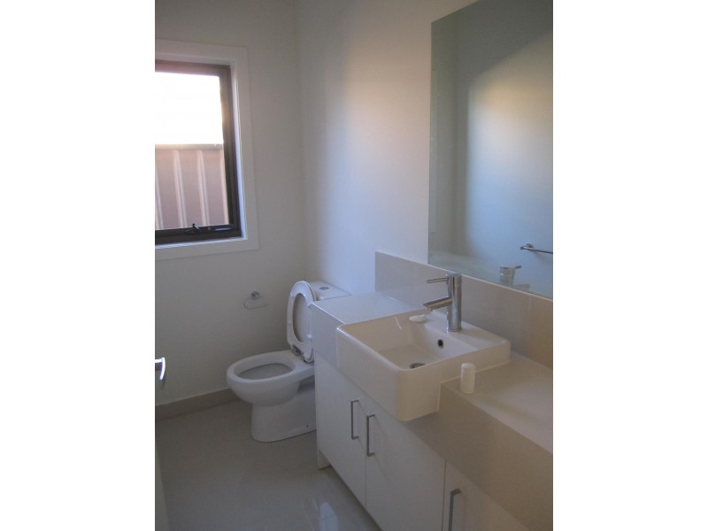 115 Belleview Drive, Sunbury VIC 3429