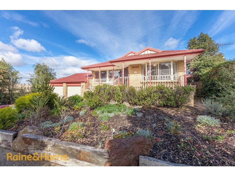 62 Balmoral Circuit, Sunbury VIC 3429
