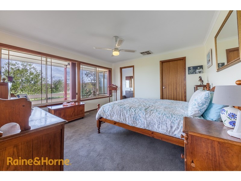 62 Balmoral Circuit, Sunbury VIC 3429