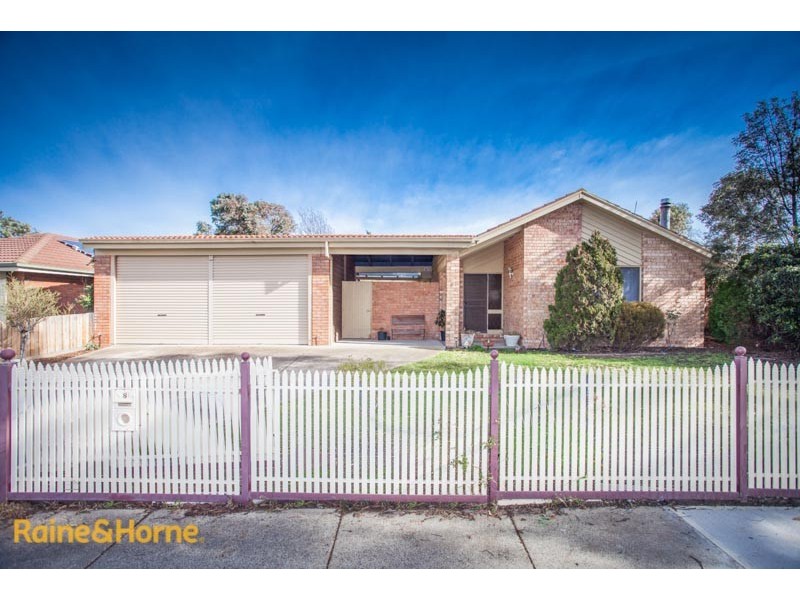 8 Kingsley Drive, Sunbury VIC 3429