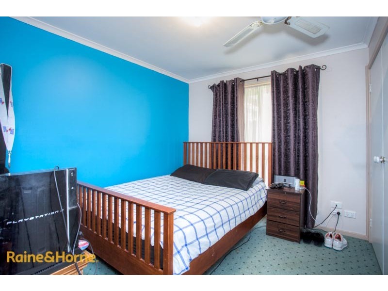 8 Kingsley Drive, Sunbury VIC 3429