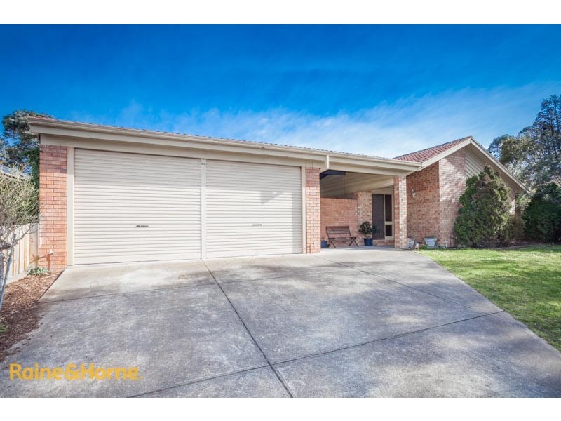 8 Kingsley Drive, Sunbury VIC 3429